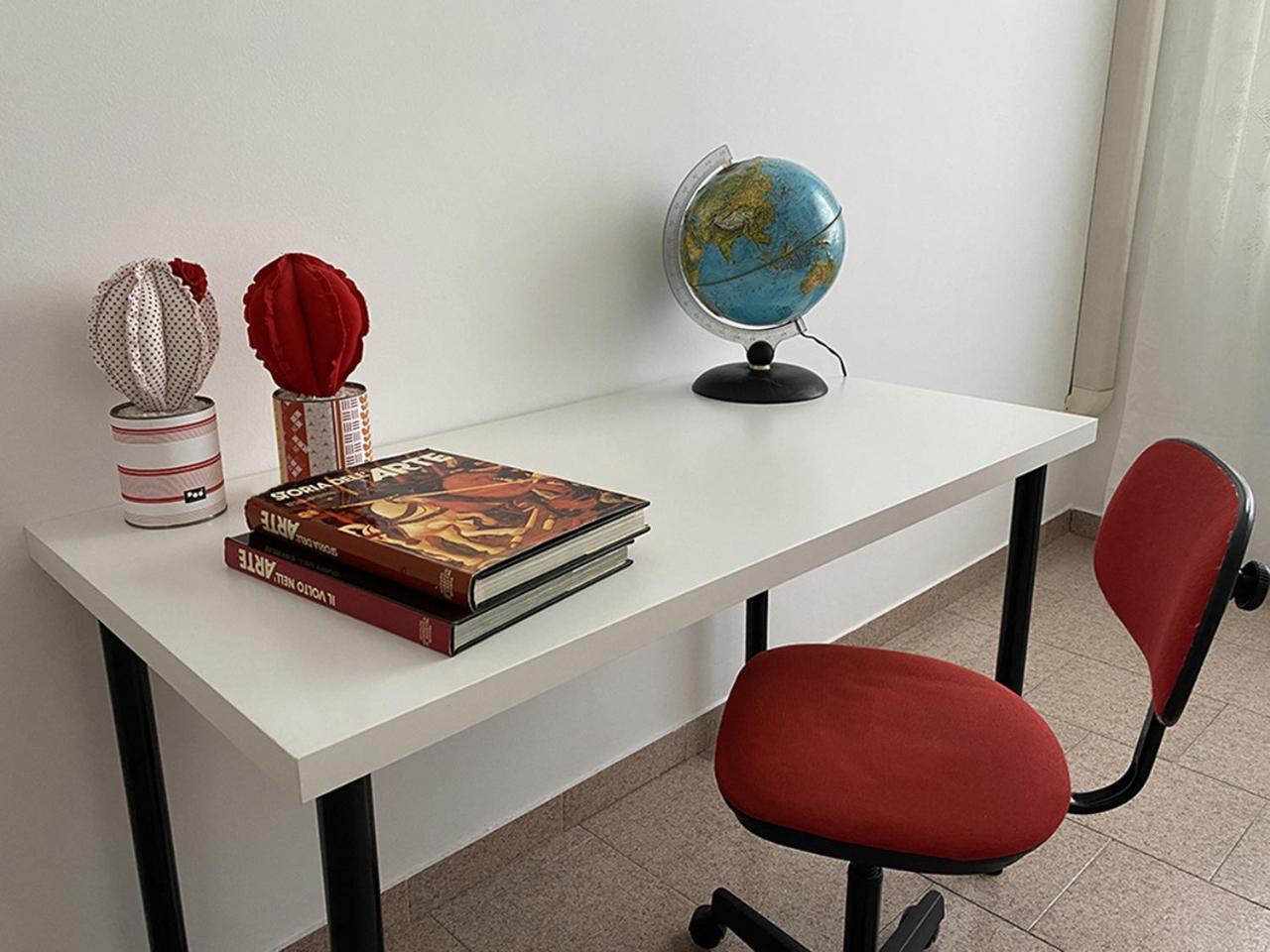 Apartment Meg 32 Three-room In The Heart Of Isola Milan